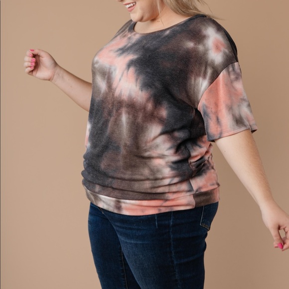 Forgotten Dreams Tie Dye Top in Mauve - Picture 13 of 15